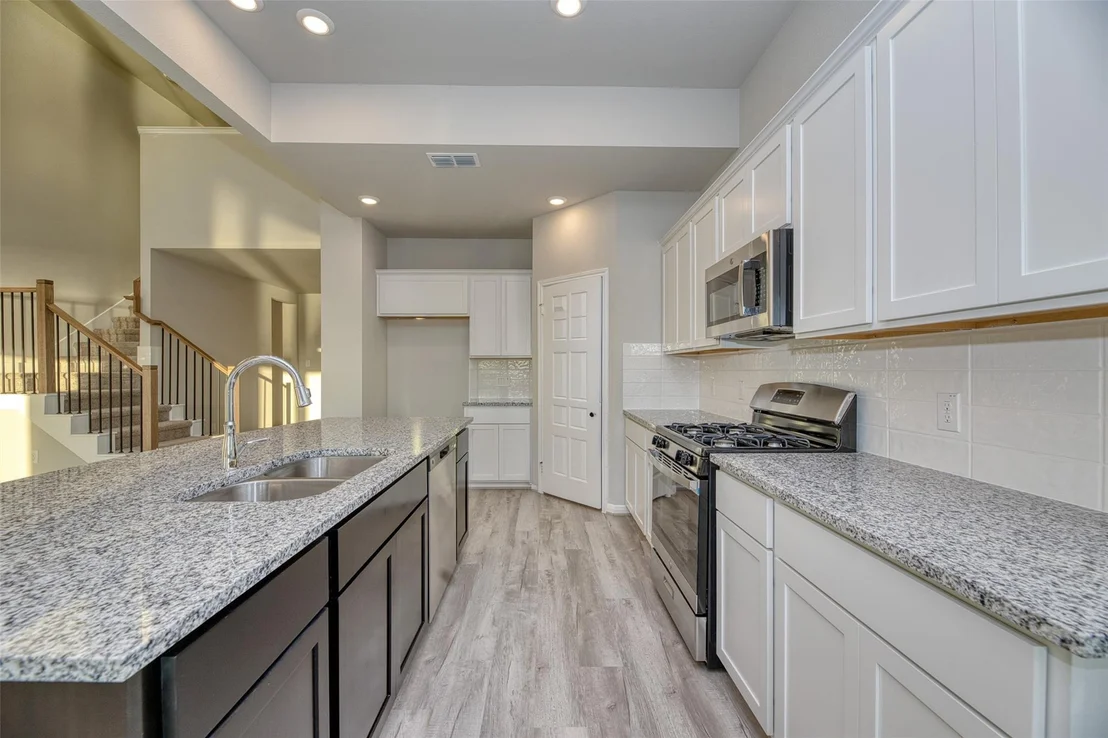 Photo of 21122 Sunlight Grove Drive