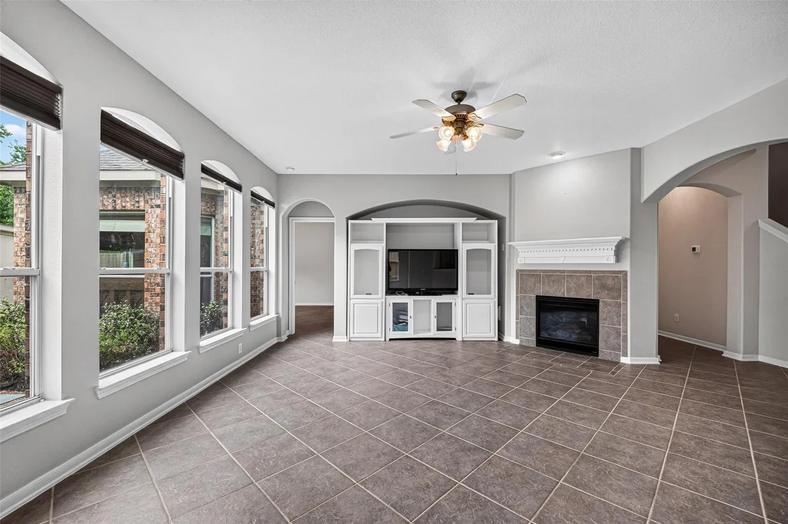Photo of 806 Dawn Ridge Way