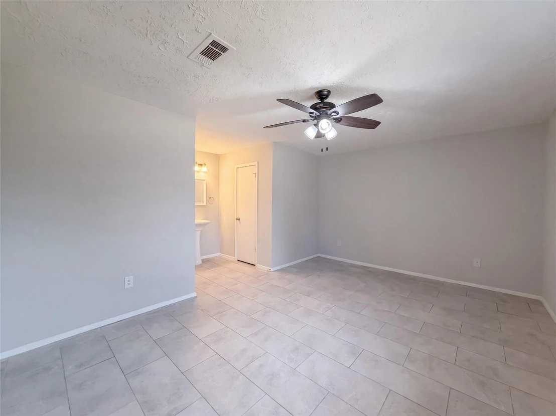 Photo of 23110 Pennsgrove Road