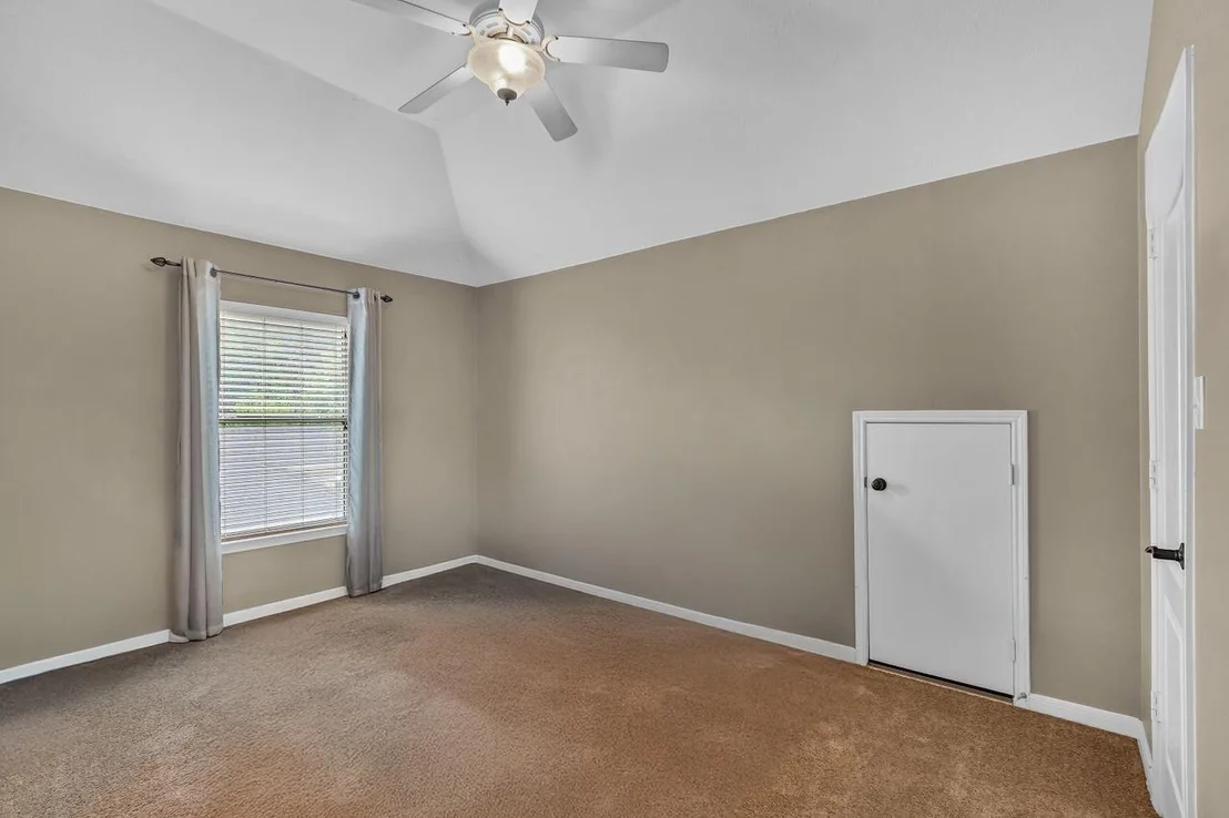 Photo of 902 Arbor Pine