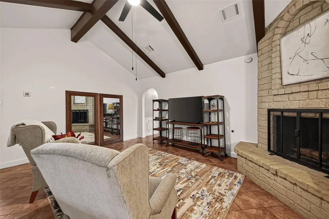 Photo of 9618 Springmont Drive