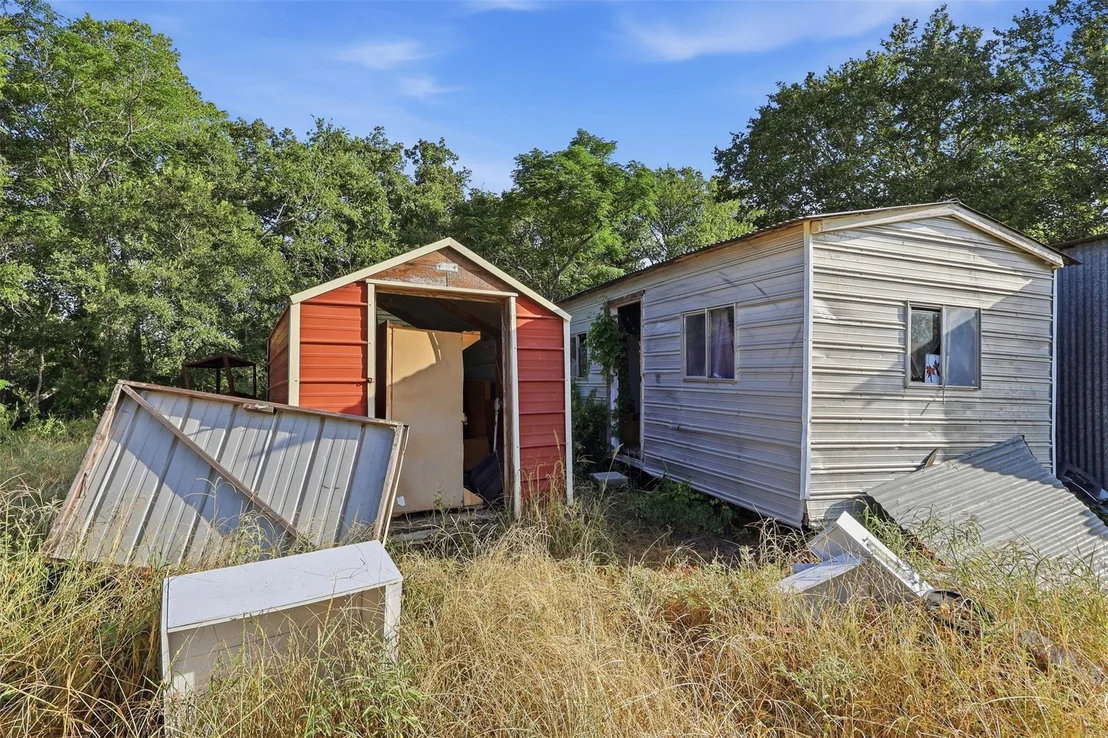 Photo of 9880 Dix Road