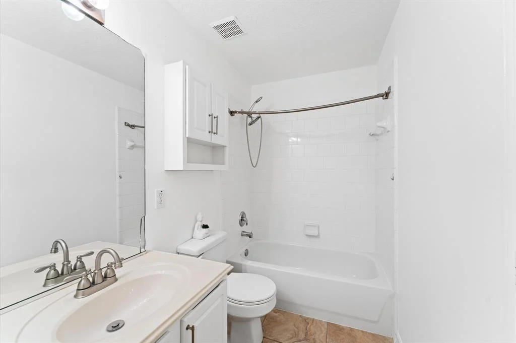Photo of 5035 Barstow Bend Ln