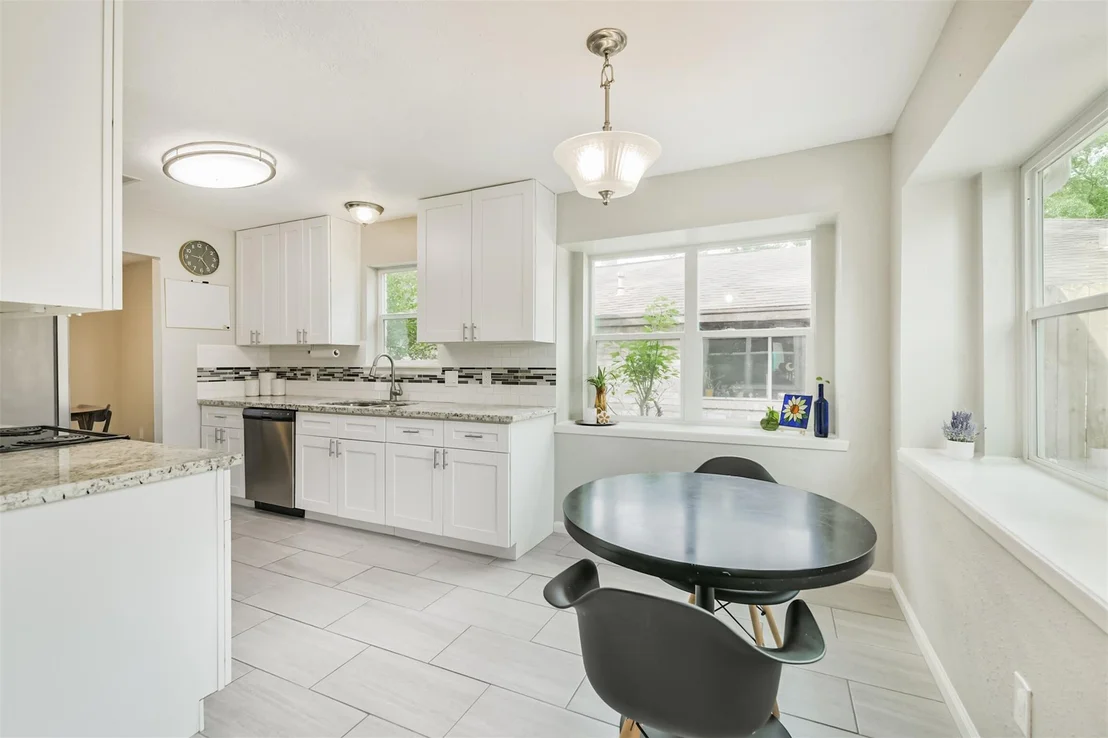 Photo of 5219 Forest Timbers Drive