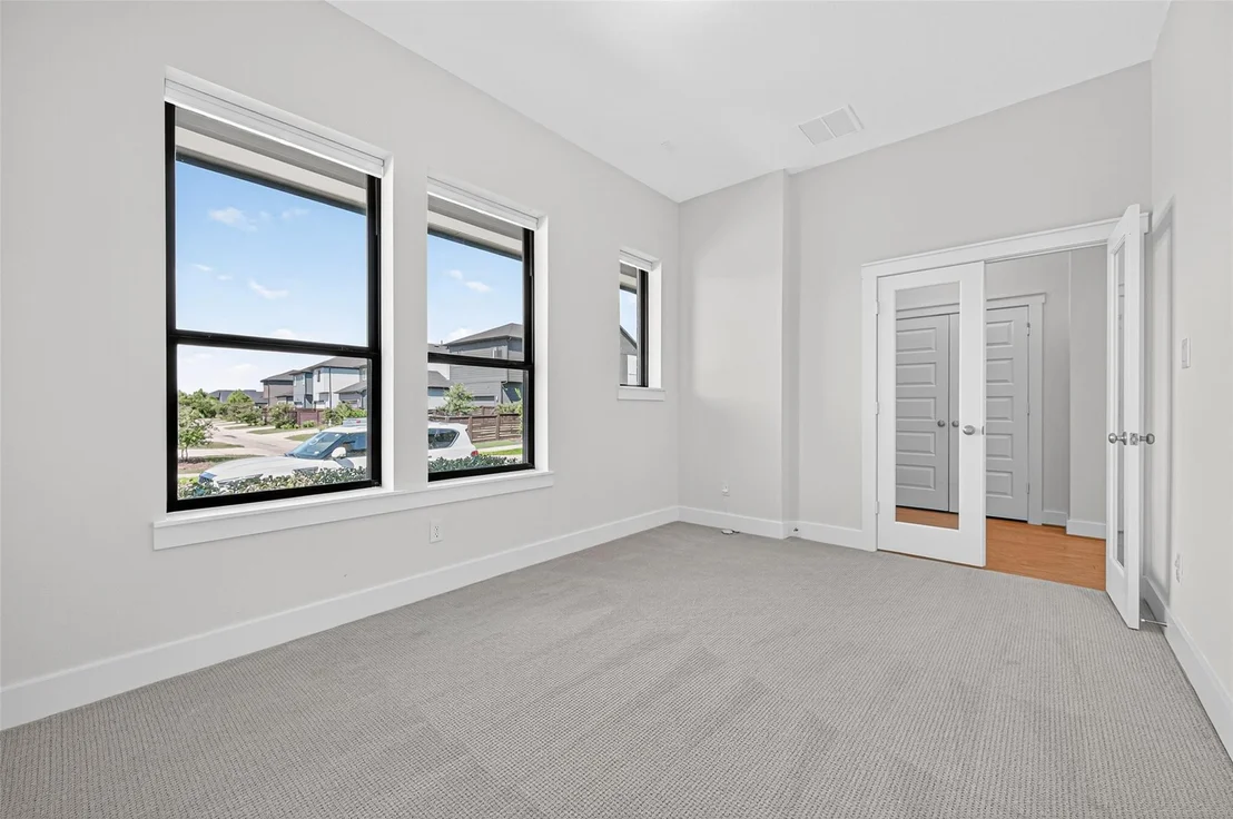 Photo of 15118 Tenacious Drive