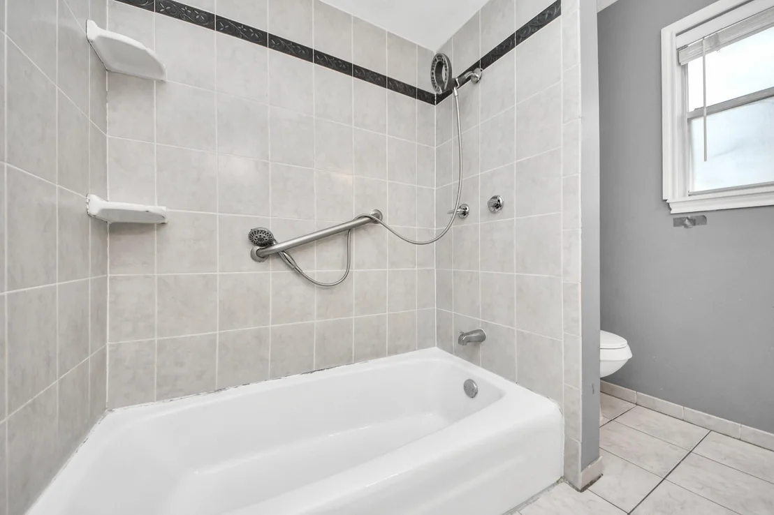 Photo of 5807 Foresthaven Drive