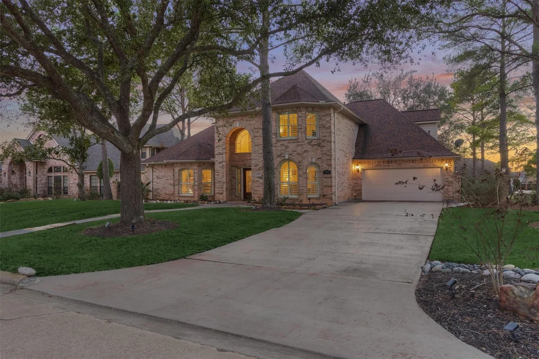 Photo of 147 Sunnyvale W