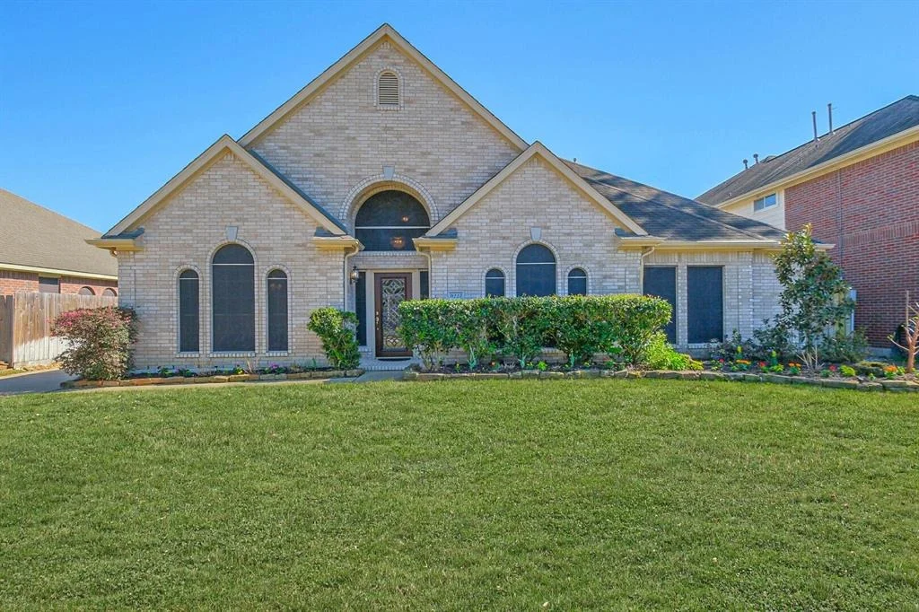 Photo of 9223 Memorial Hills Drive