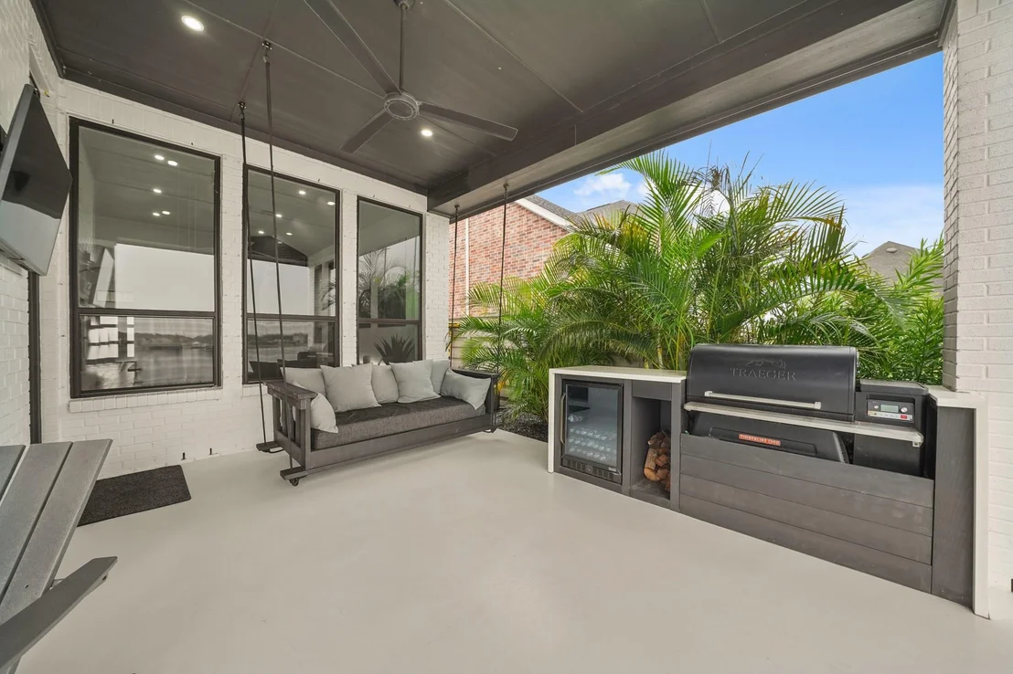 Photo of 2932 Harbor Spring Way