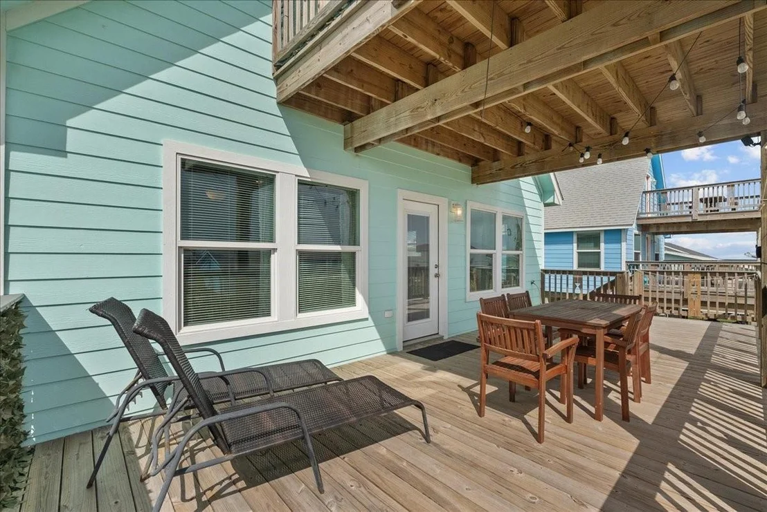 Photo of 130 Beachcomber Avenue