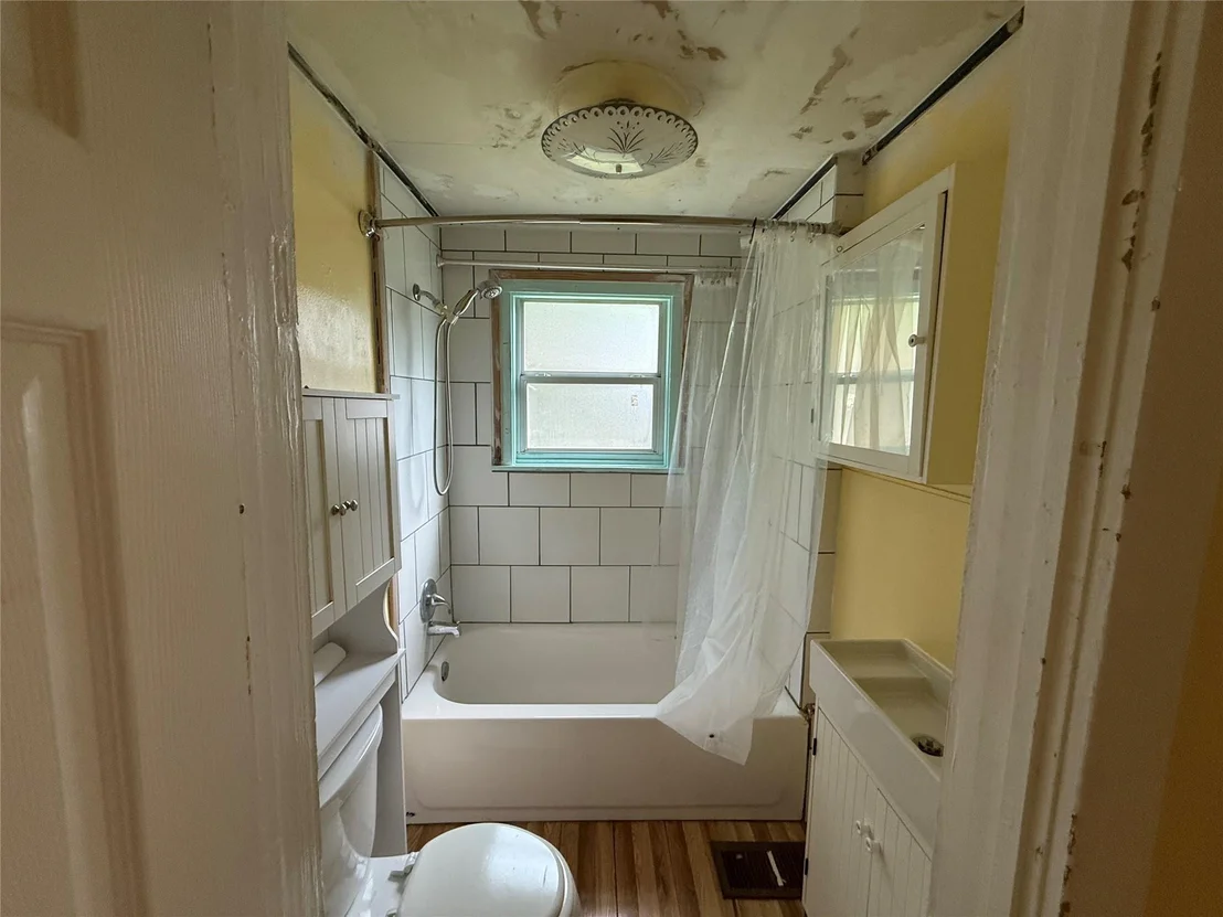 Photo of 317 3rd Street