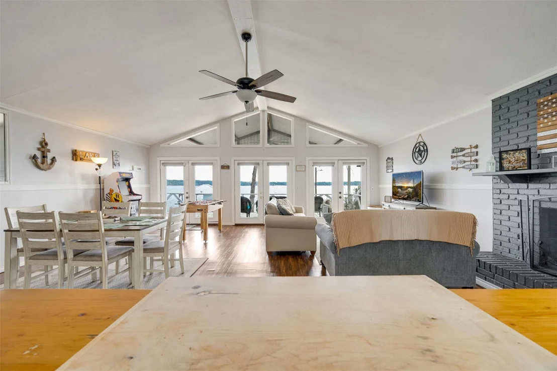 Photo of 1067 Beachside Drive