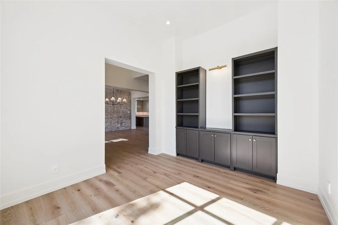 Photo of 10626 Riverview Drive