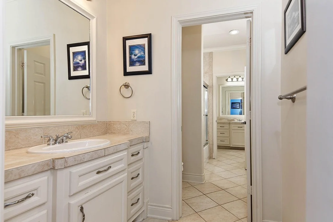 Photo of 10 Snow Pond Place