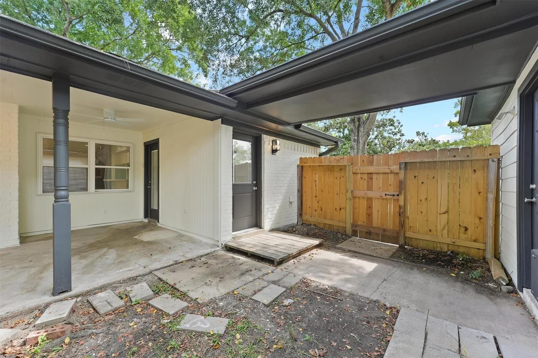 Photo of 3203 Greenridge Drive