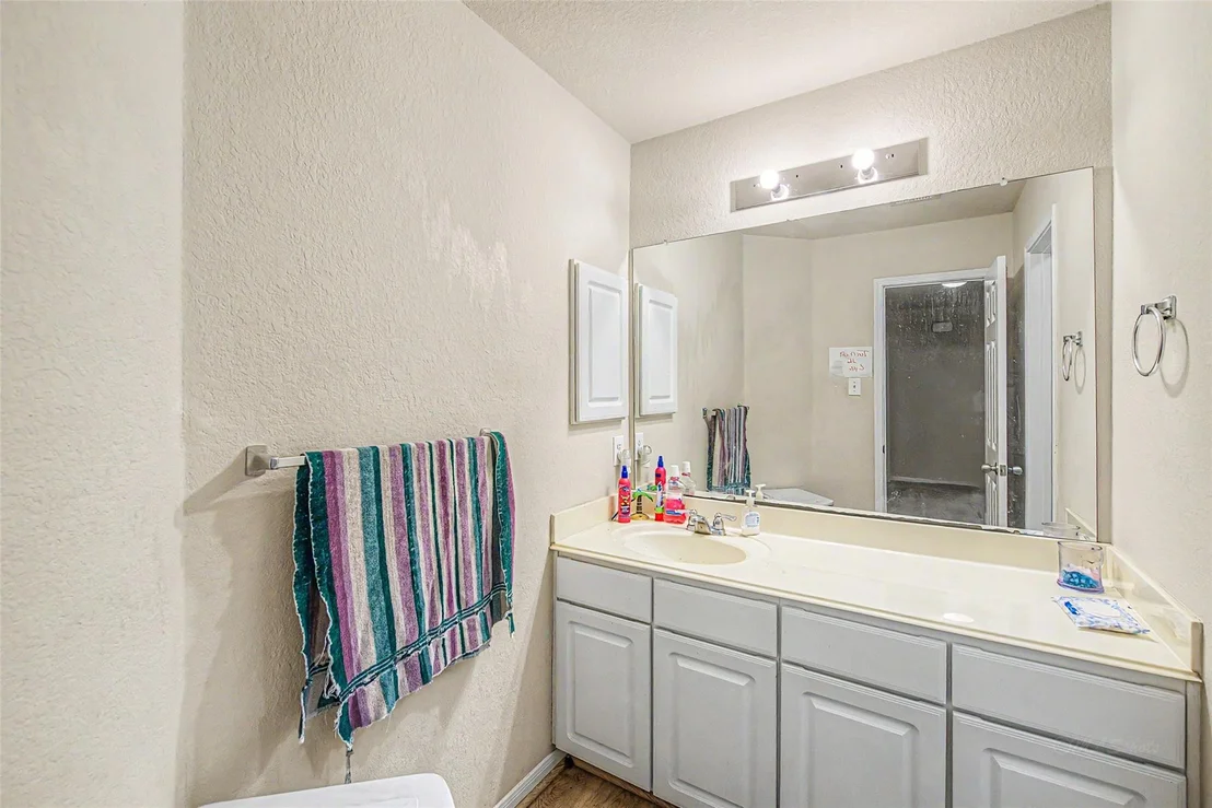 Photo of 5006 Forest Hurst Glen