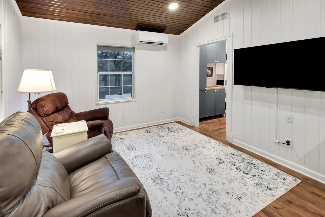 Photo of 413 Private Road 1051