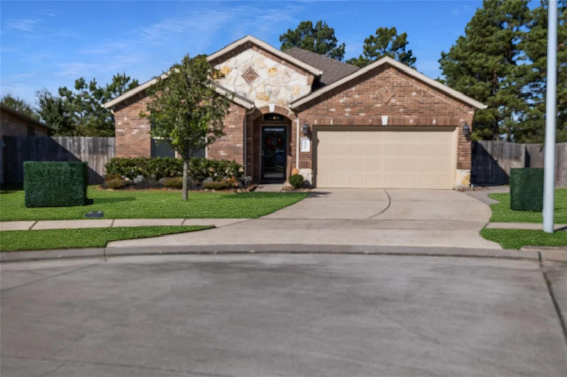 Photo of 16502 Coconut Palm Lane