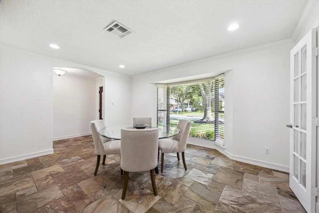 Photo of 303 Bayou View Drive