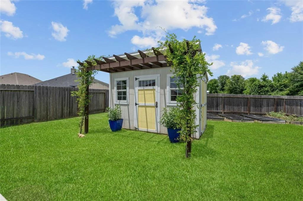 Photo of 19075 Minero Lane