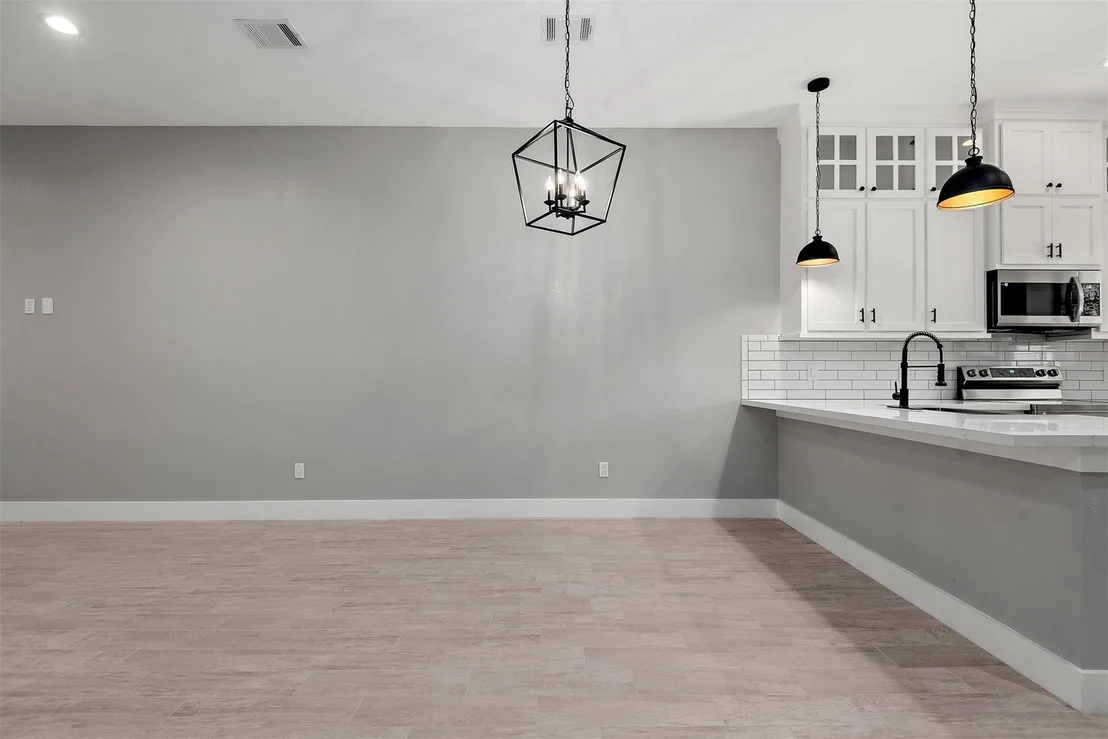 Photo of 13222 Doral Circle