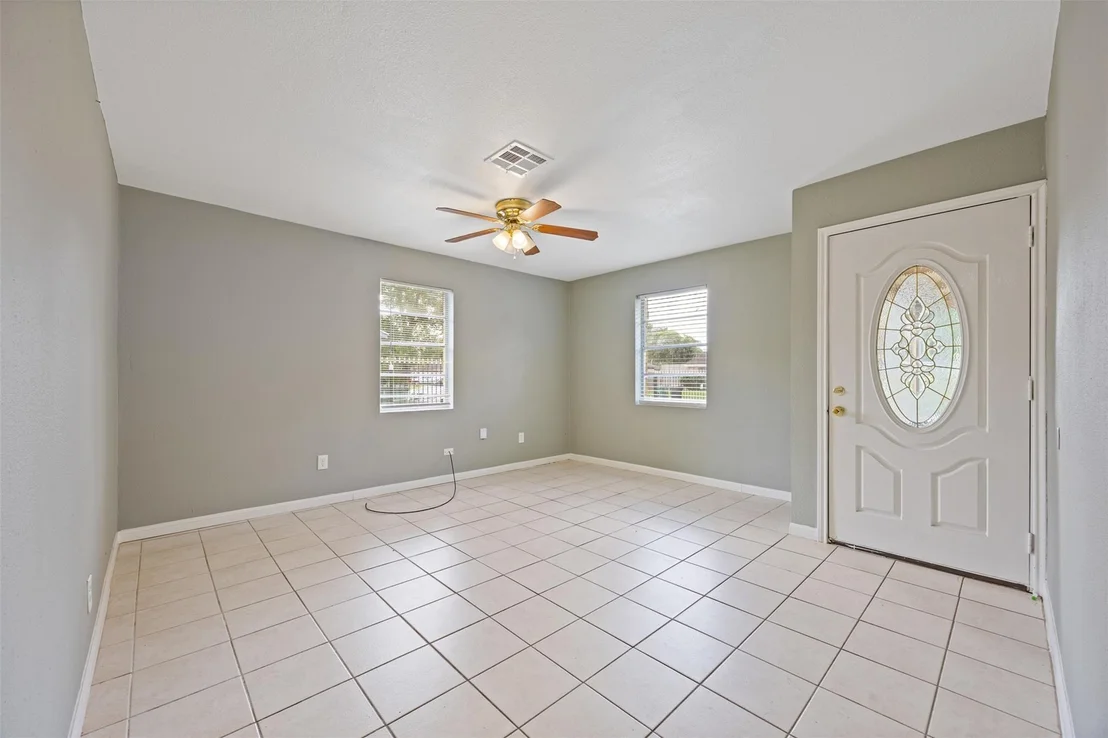 Photo of 1115 Sunny Drive