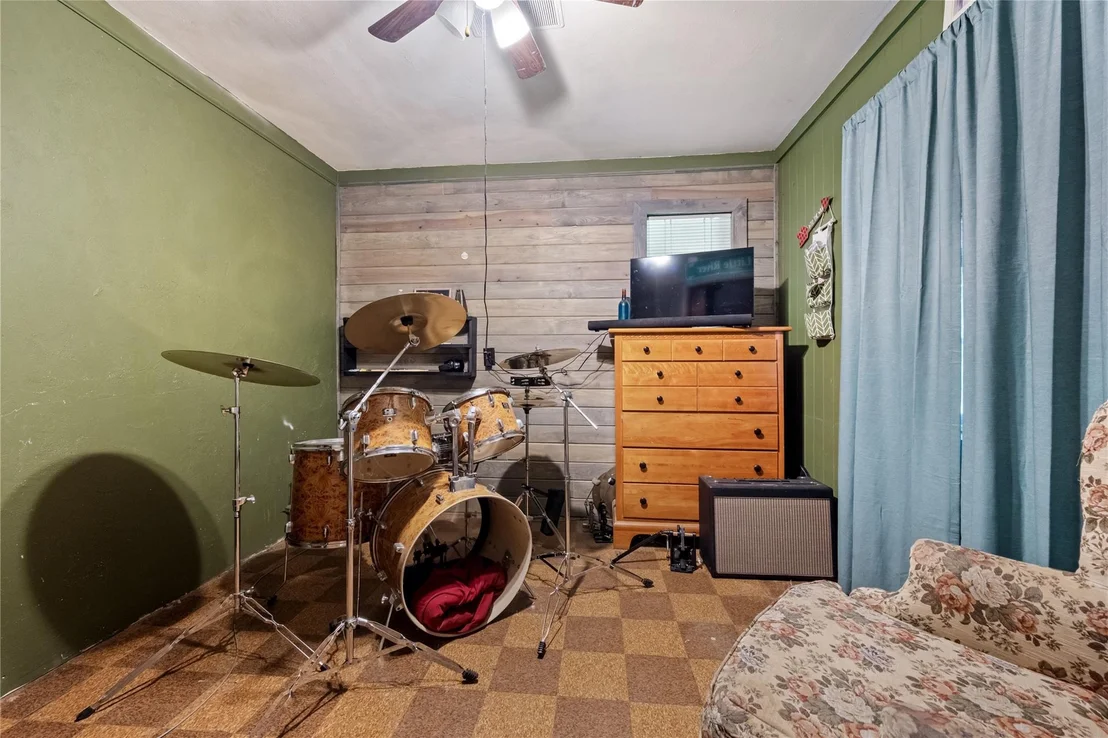 Photo of 2342 Apache Drive