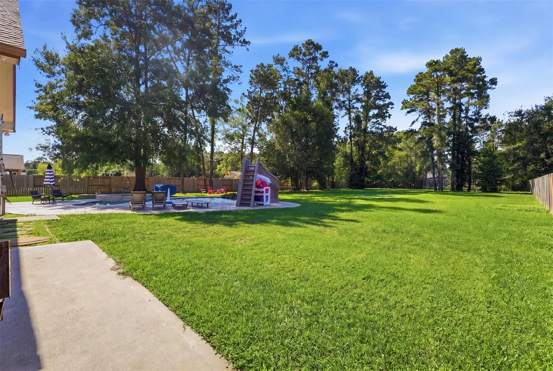 Photo of 19617 Desna Drive