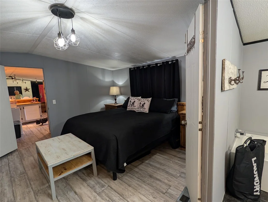 Photo of 346 Lakeside Circle