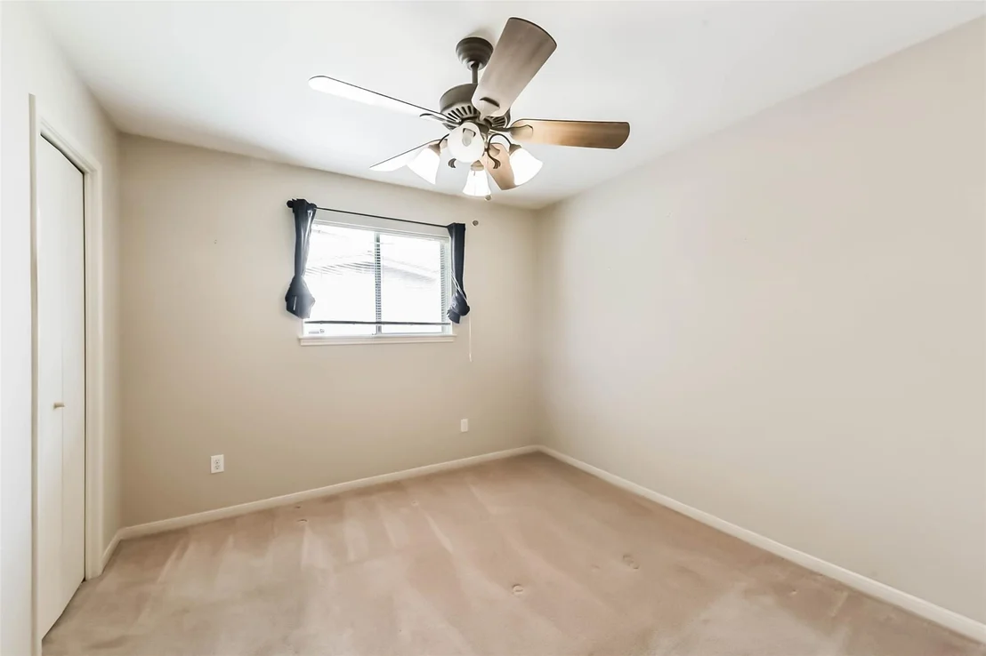 Photo of 1811 Rushbrook Drive