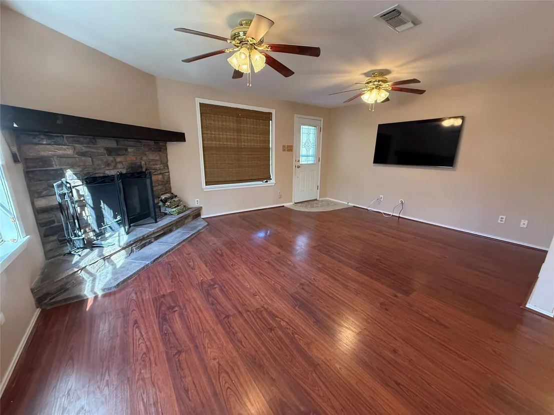 Photo of 13231 Southshore Drive