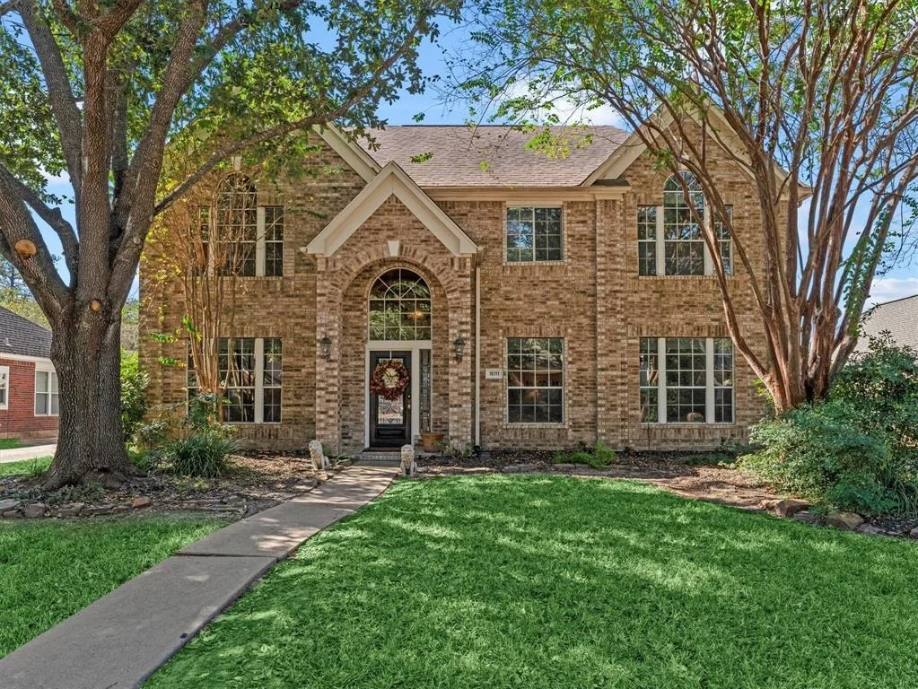 Photo of 16111 Birchview Drive