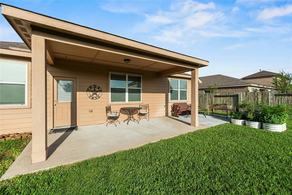 Photo of 9810 Garnet Falls Drive