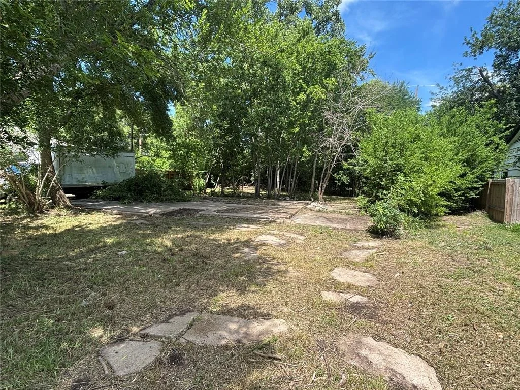 Photo of 11310 Sandhurst Drive