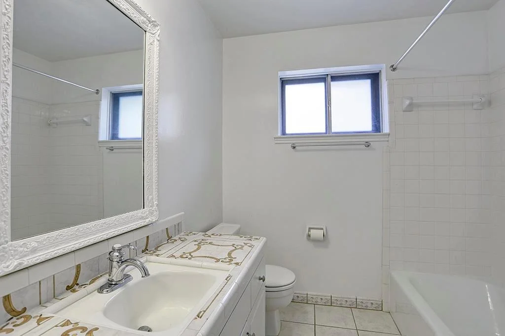Photo of 12426 Attlee