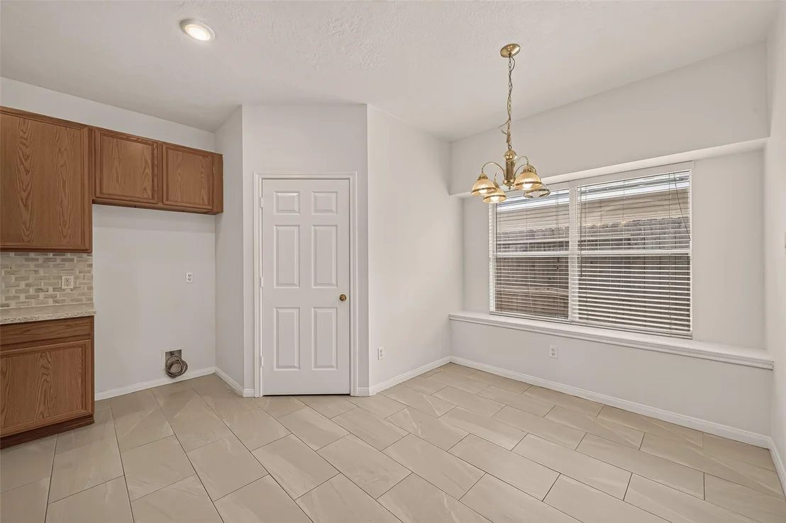 Photo of 6027 Dunsley Drive