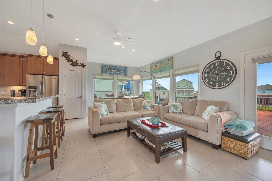 Photo of 23111 Miramar Circle