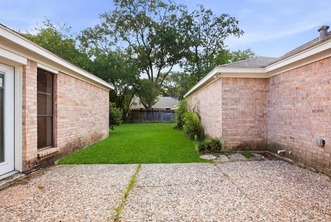 Photo of 1902 Wingleaf Drive