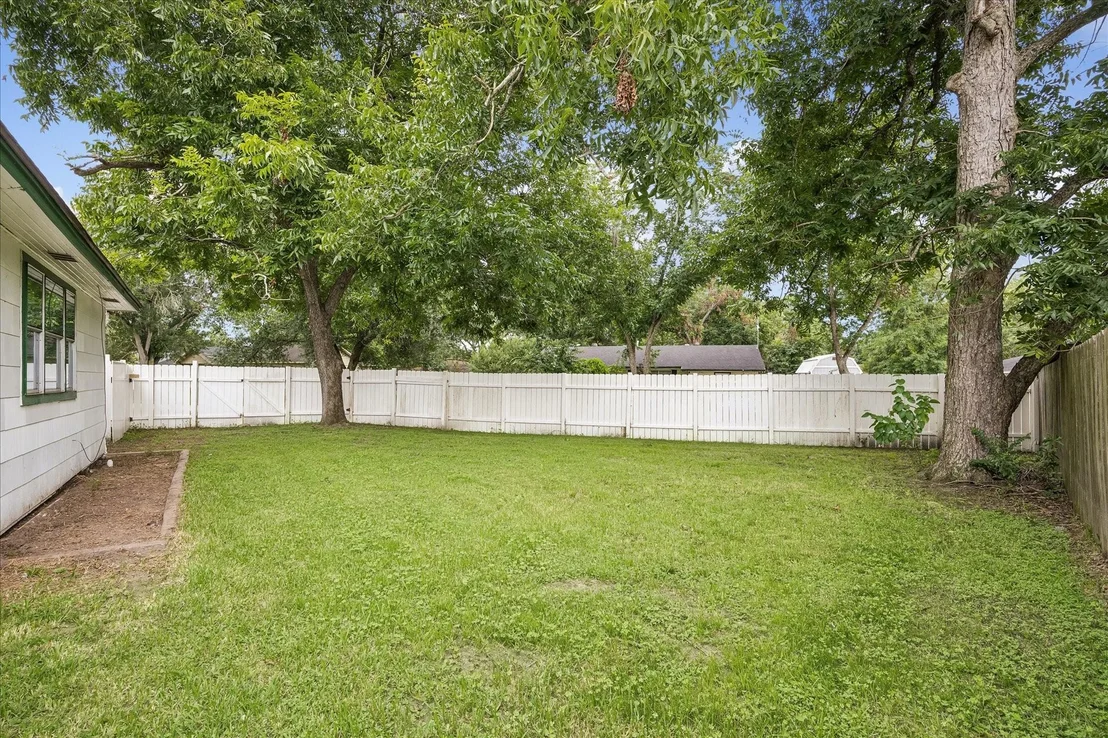 Photo of 707 Oleander