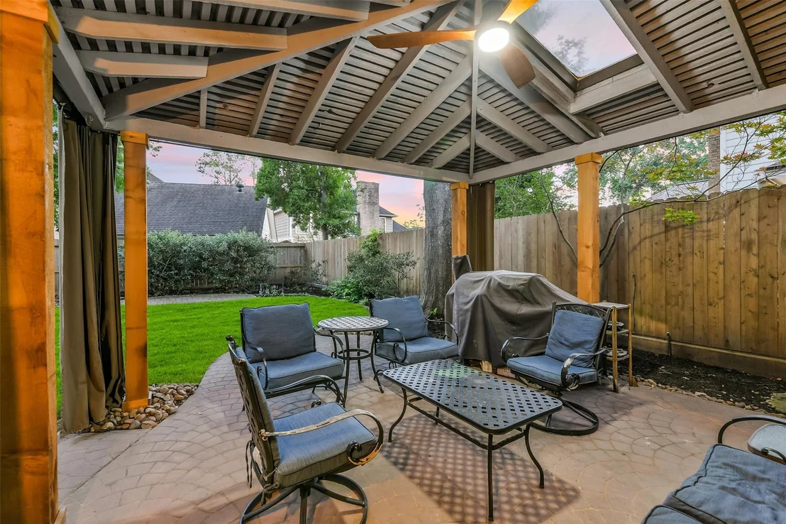 Photo of 3823 Elmcrest Drive