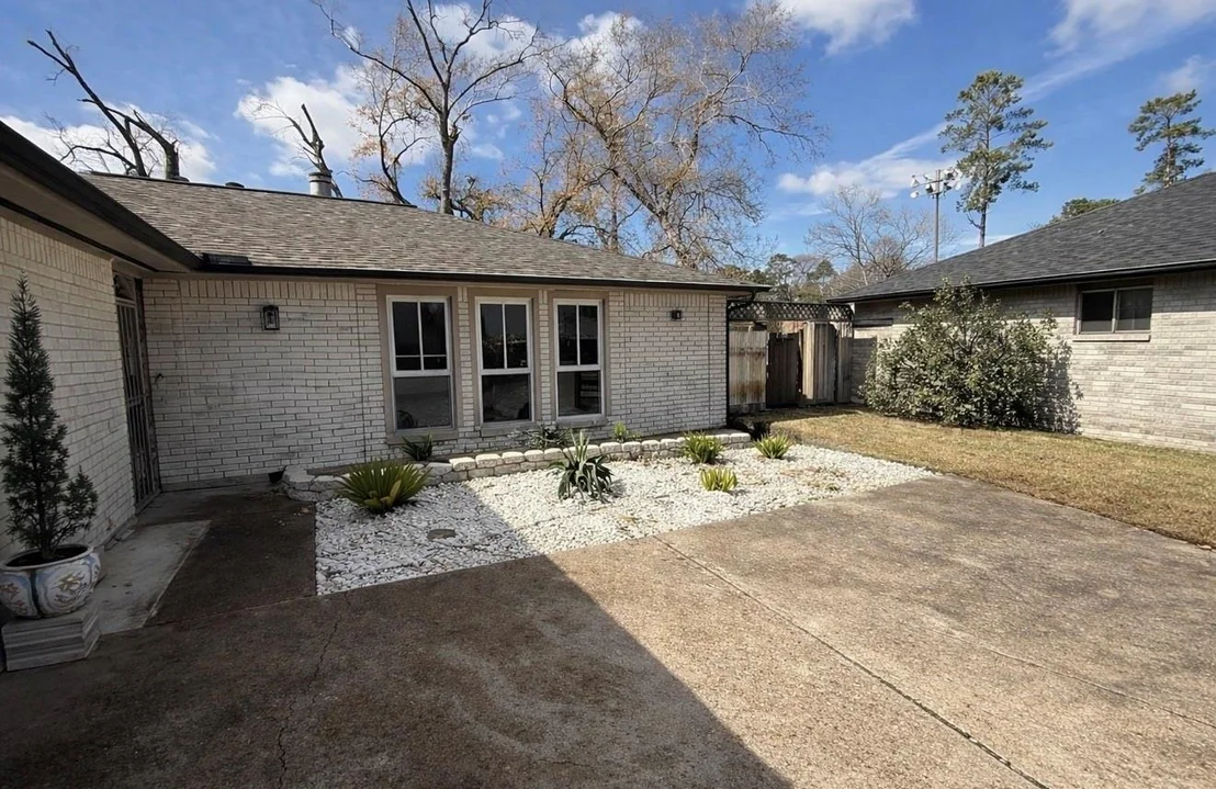 Photo of 214 Maybrook Drive