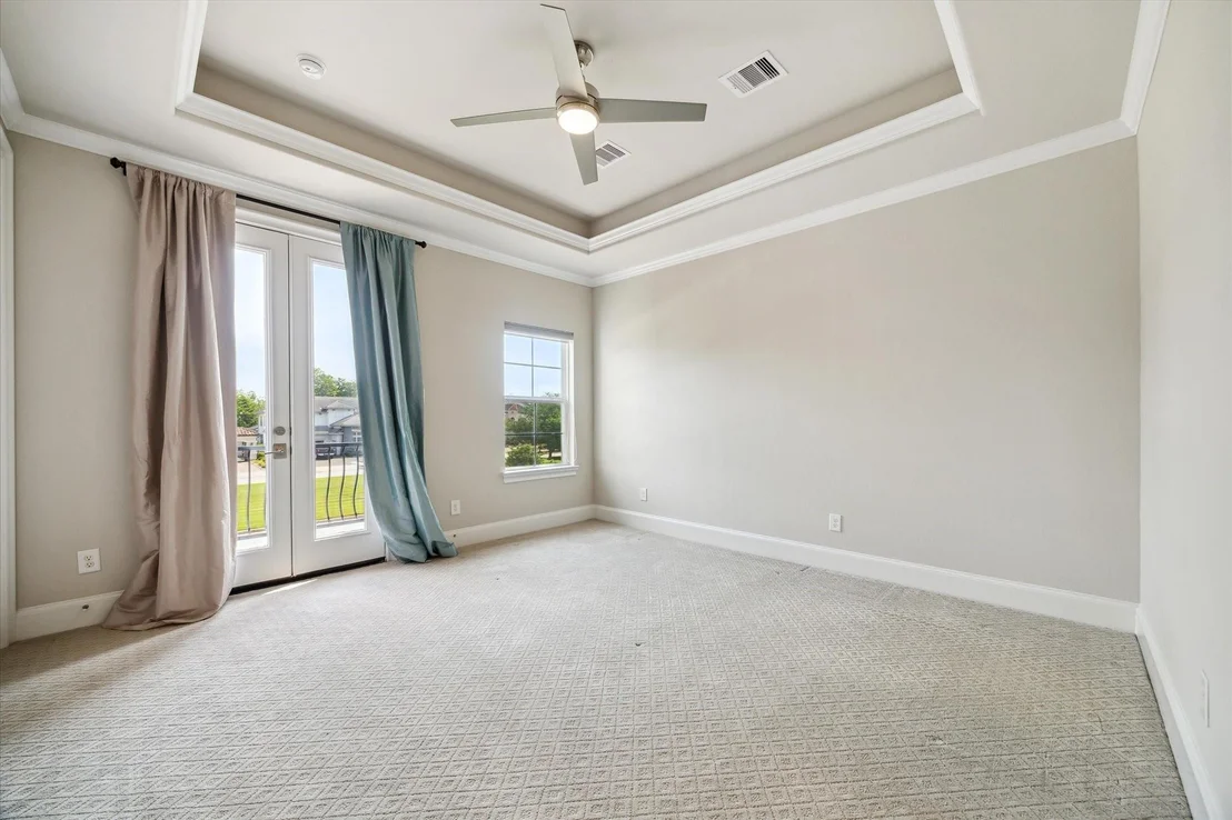 Photo of 38 Enclave Manor Drive