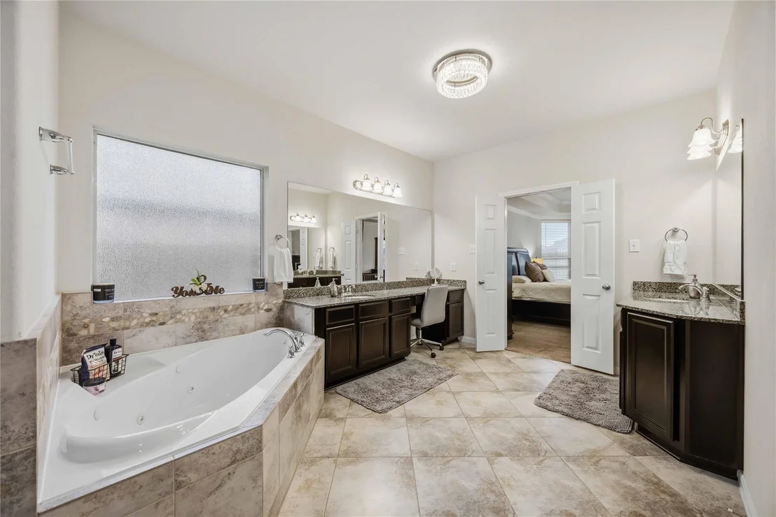 Photo of 12418 Garnet Road