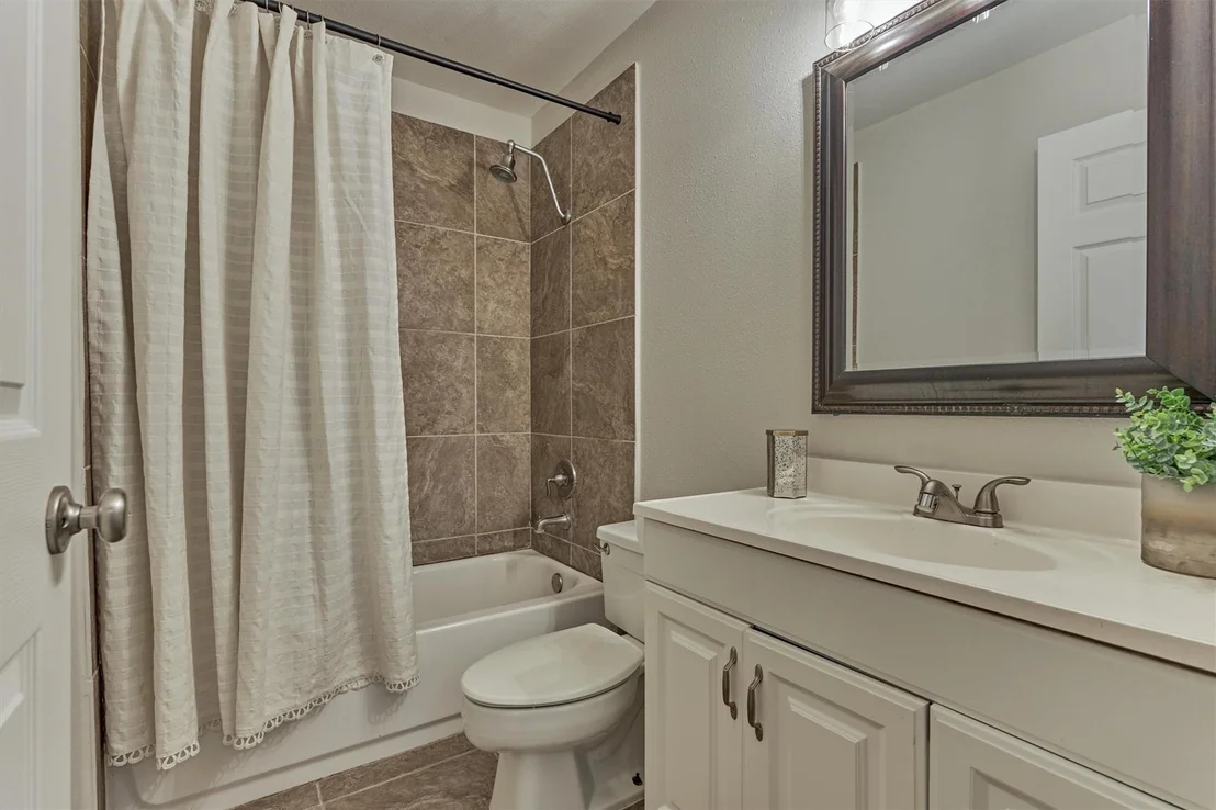 Photo of 1 Fiddleleaf Court