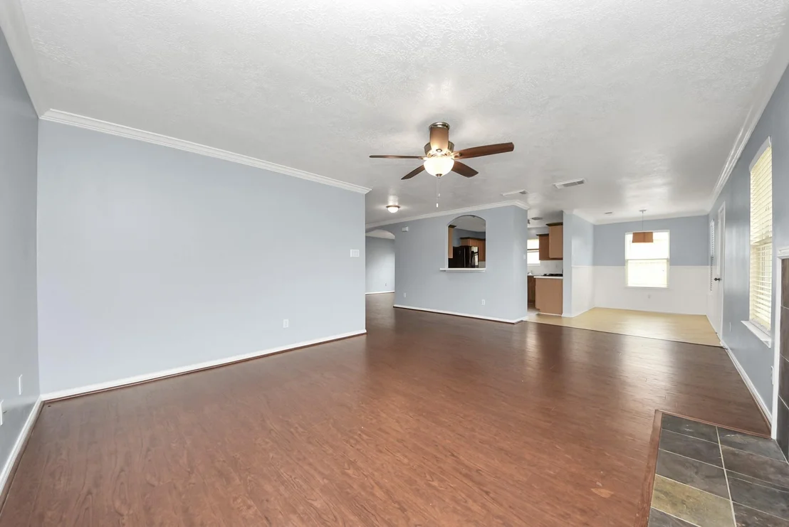 Photo of 7238 Foxshadows Lane