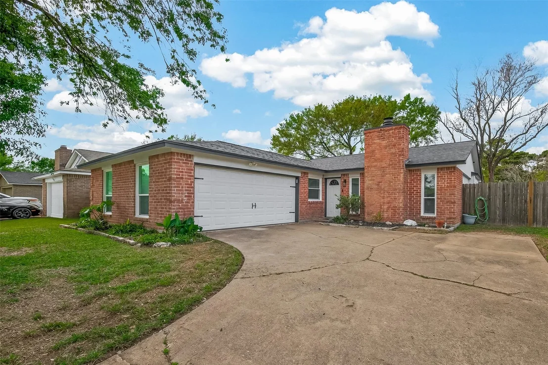 Photo of 10014 Walnut Glen Drive