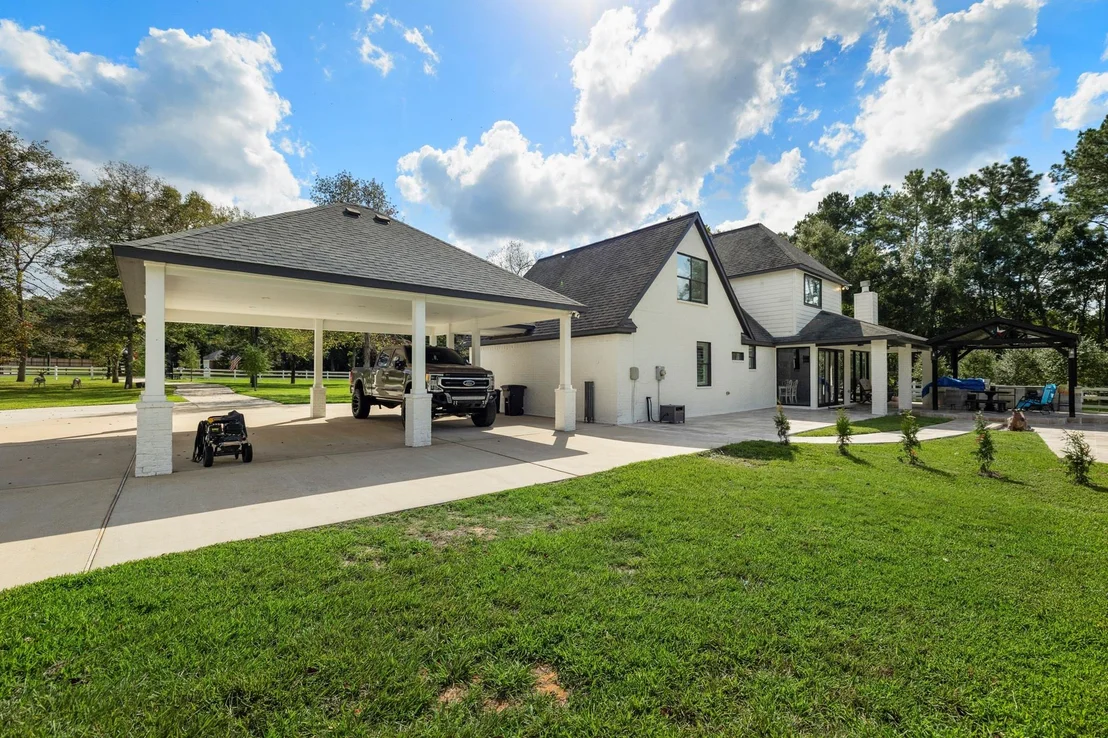 Photo of 31219 Edgewater Drive