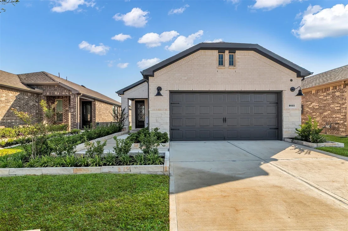 Photo of 8023 Prospect Drive
