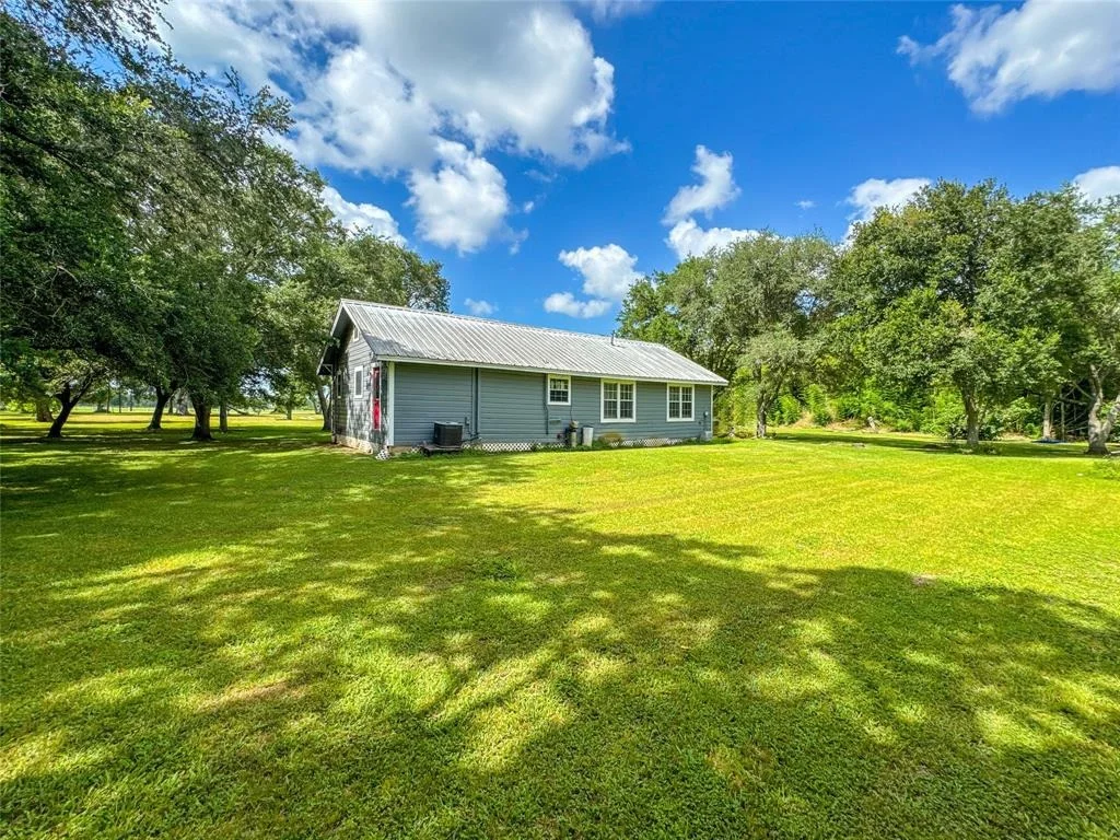 Photo of 7218 County Road 42