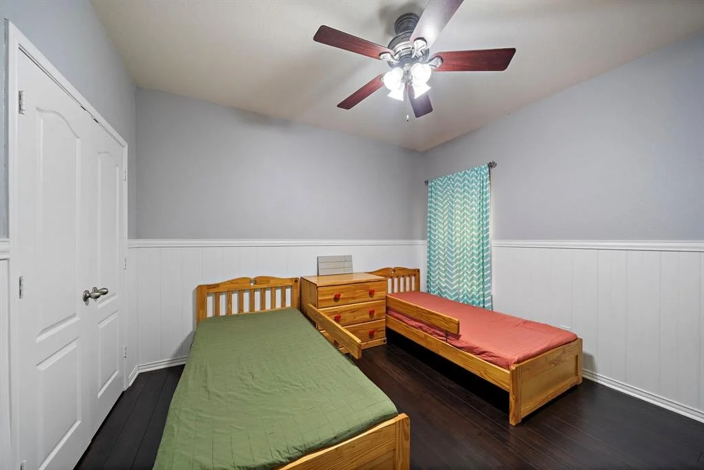 Photo of 25343 Holton Ridge Drive